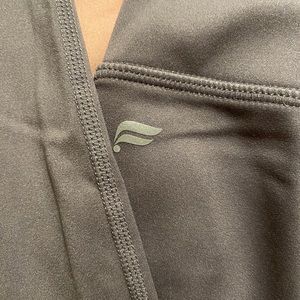 Fabletics Motion 365 grey leggings with orange pocket accents size L